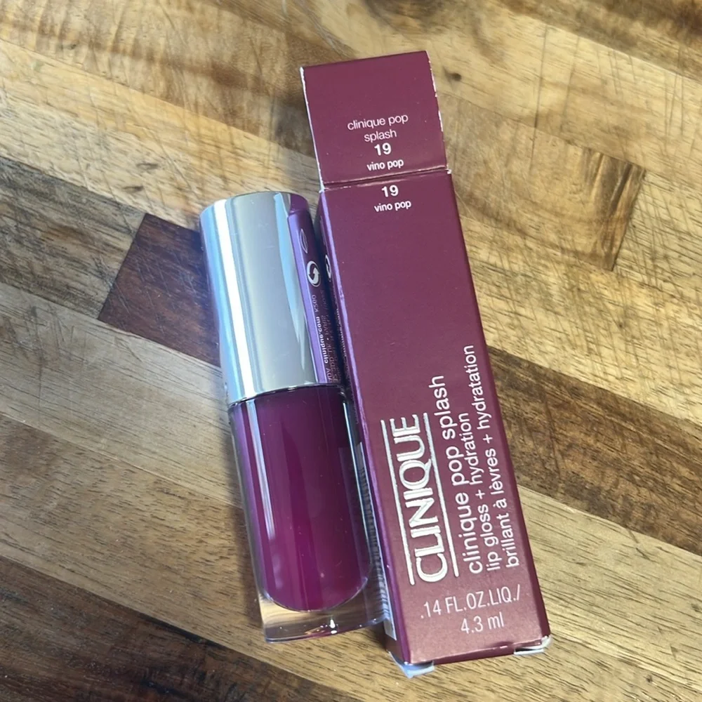 ⭐🐈‍⬛Vino Pop Clinique Lipgloss
